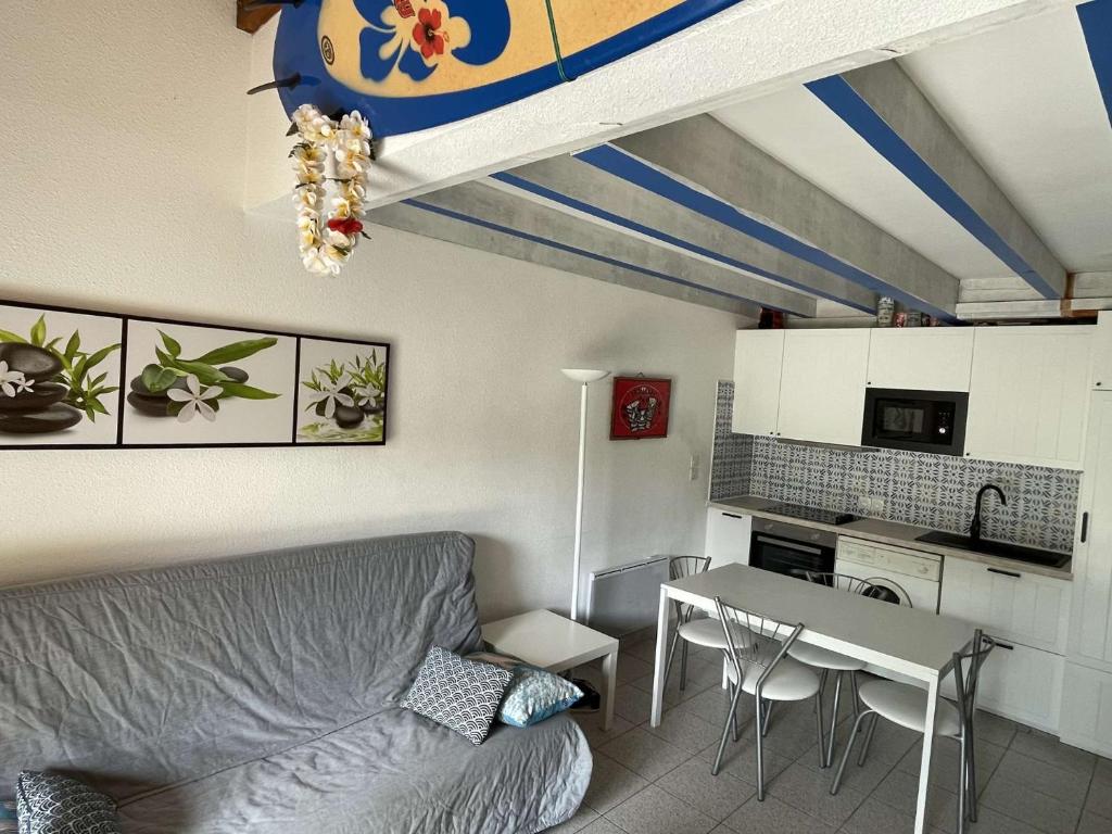 Réf 273 Seignosse Océan, Villa Patio classée 2 étoiles ,à 250m de la plage, avec place de parking et piscine commune , 4 personnes - 4