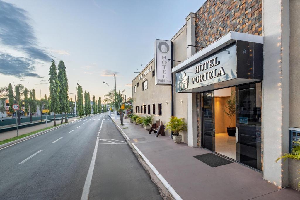 Hotel Portela II 로비