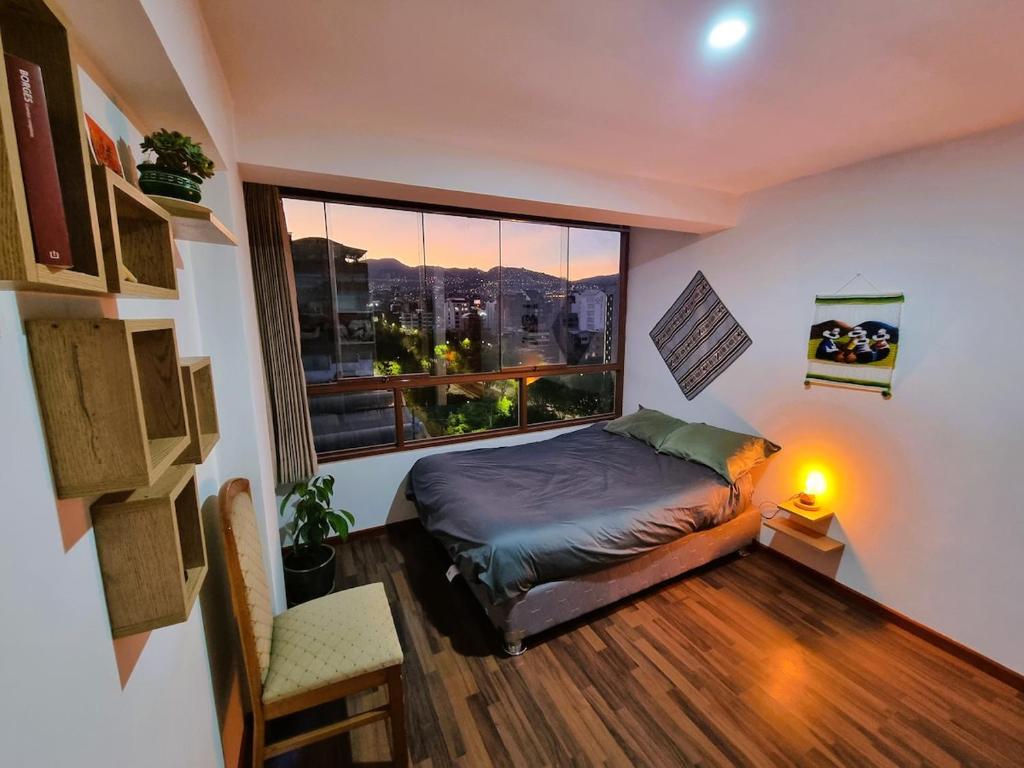 Charming Top Floor Flat in Cuzco - 2