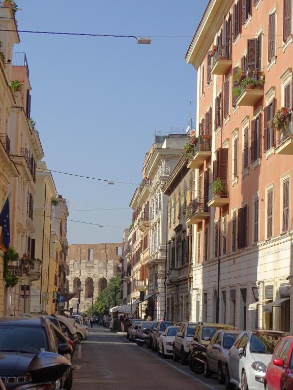 Rocco's Home at the Colosseum - 5