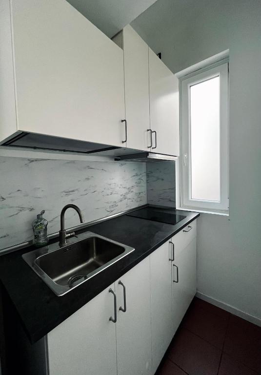 Appartamento con ampio terrazzo - 4