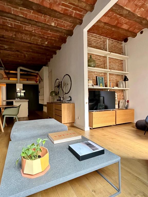 Spacious and cozy apartment - 5
