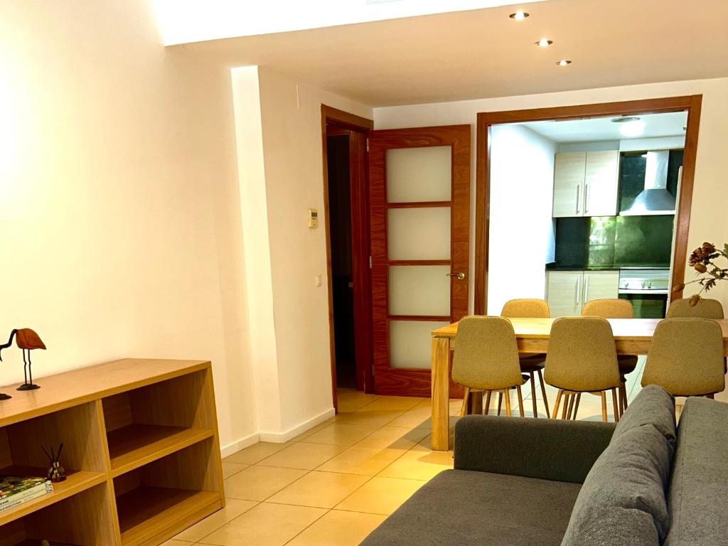 Born to Chill Central Stay with Pool, Parking & Balcony - 2