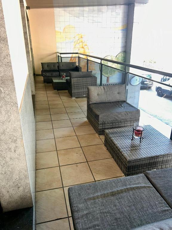 Born to Chill Central Stay with Pool, Parking & Balcony - 4
