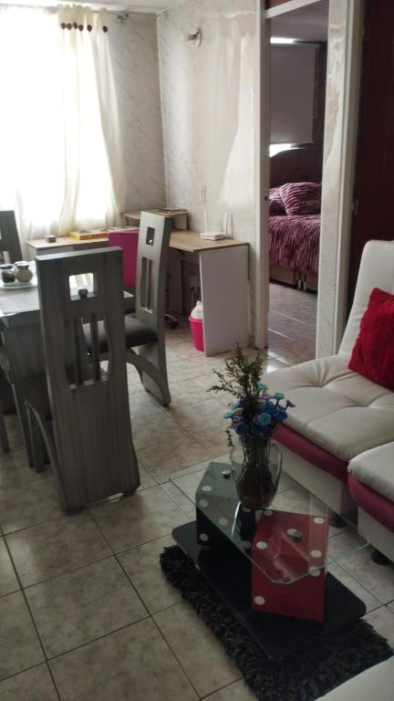 Comfortable and family-friendly apartment in Fontibon - 1