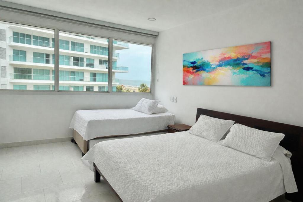 Morros 3, Beachfront & 2 Bedrooms - 2