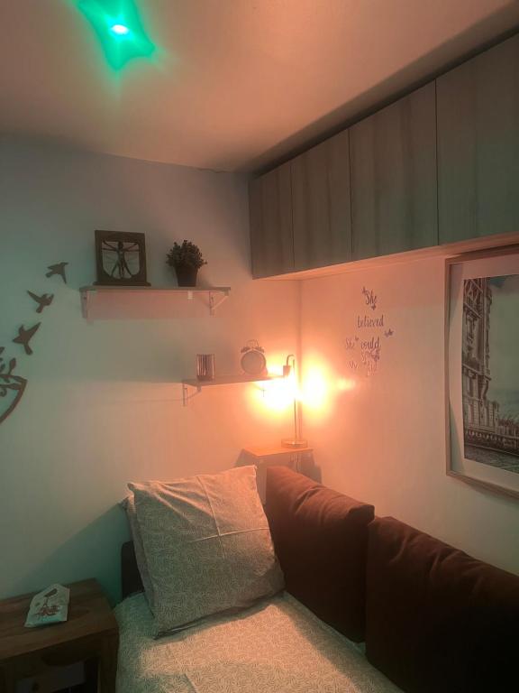 Bed setting room in Galeries Lafayette street - 5