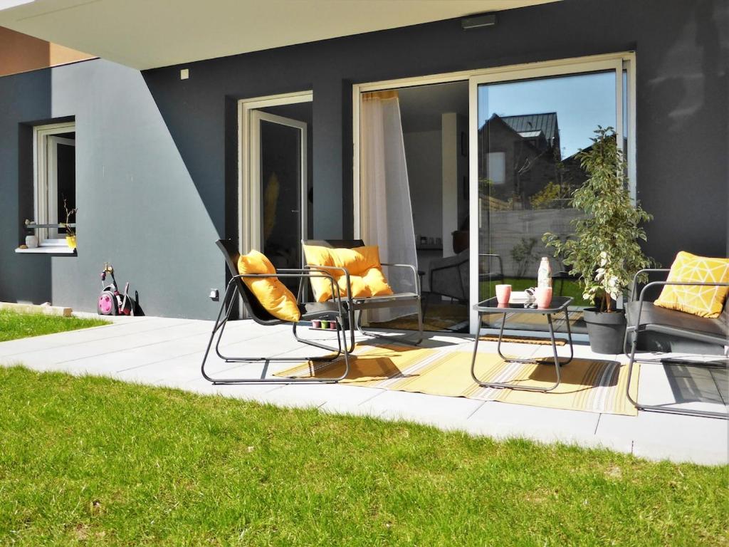 Très beau T2 avec jardin au cœur de saint Malo, proche gare, plage et vieille ville - 2