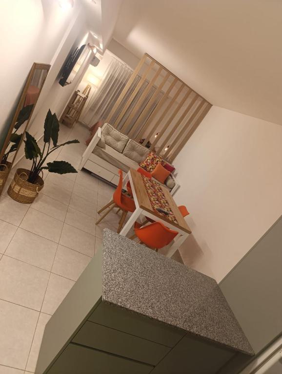 Excelente Depertamento en zona Paseo Aldrey - 1