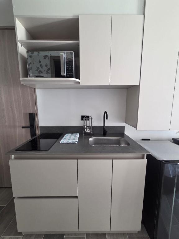 Beautiful Laureles Studio Apartment - 3