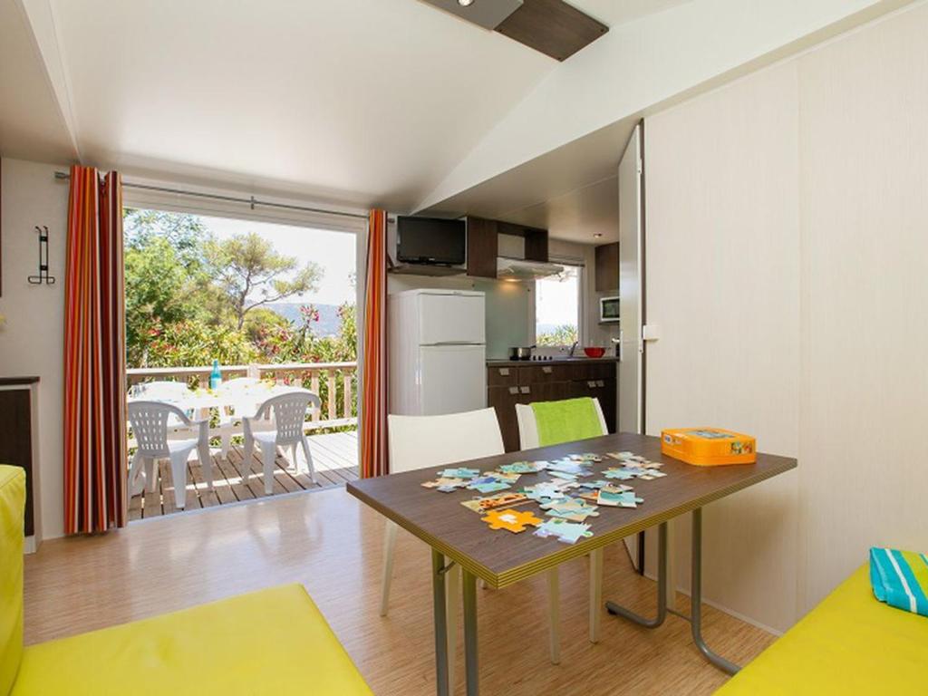 Mobil-home 29m² avec Terrasse à Grimaud - API-1-52-1719 - 3
