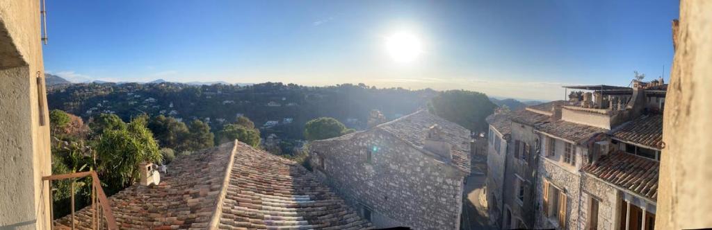 Maison de village au coeur de St Paul de Vence - 1