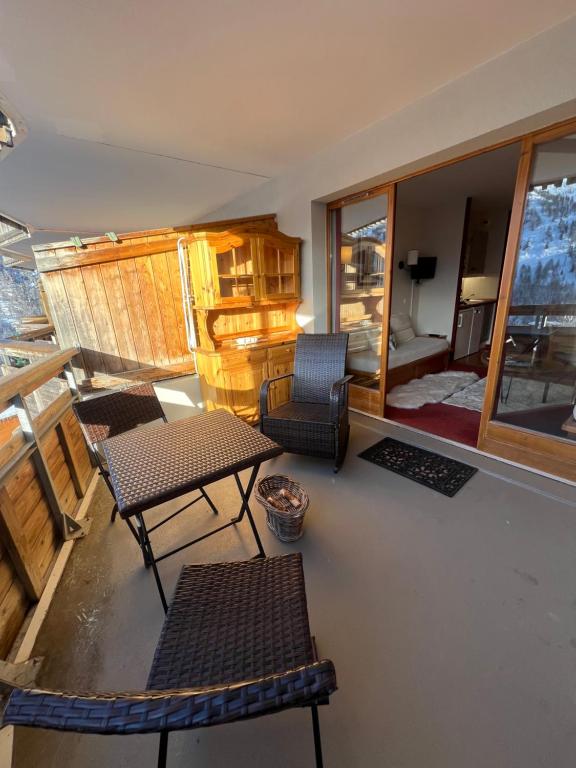 2 pièces pour 5 personnes, tout pédestre, pistes a 3mn, vue exceptionnelle - 3
