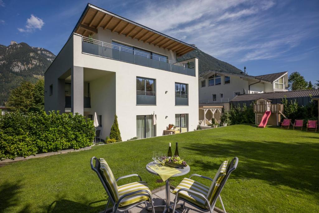 Apart Blassnig, Maurach