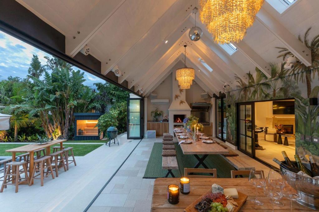 VILLA COLONIALE의 고급스러운 실내 수영장