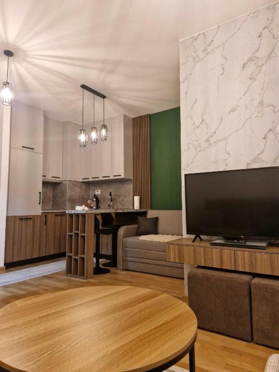 Apart-hotel Antique 10 - 2