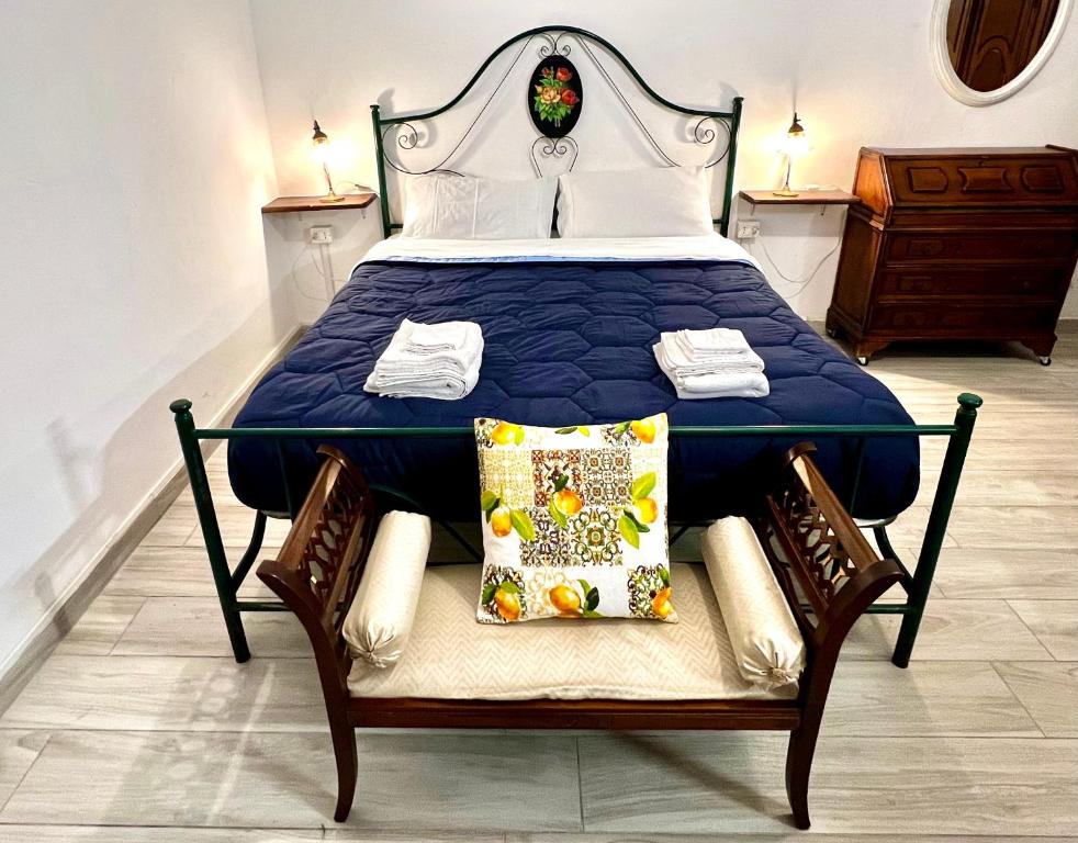 Independent Apartment in the Center of Catania - 2