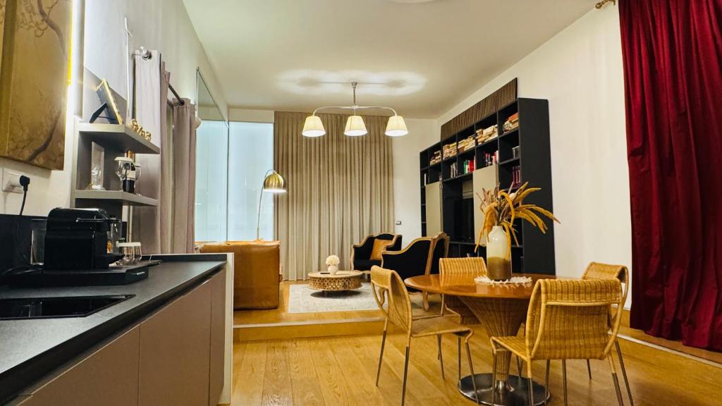 INTOMILAN I Design Apartment Galleria Del Corso - 5