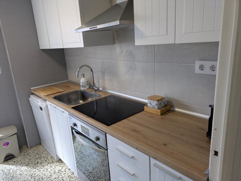 Apartamento Familiar con piscina y Garaje Playa de Gandía con vistas al mar - 4