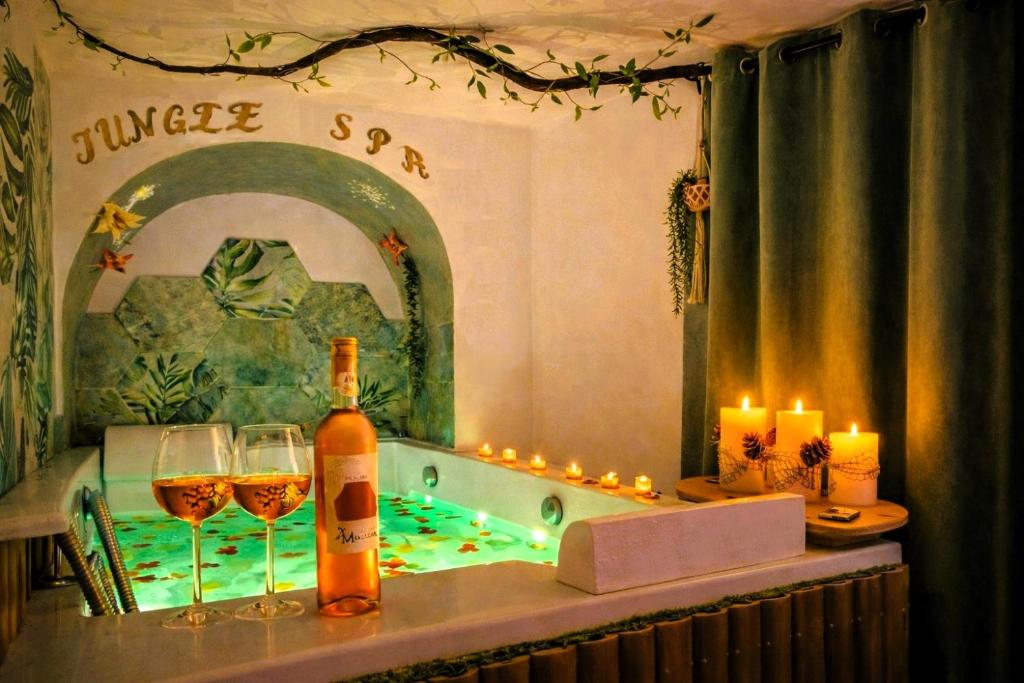 Jungle Spa - Cocon tropical et romantique avec balnéo en plein coeur de Pézenas ! - 1