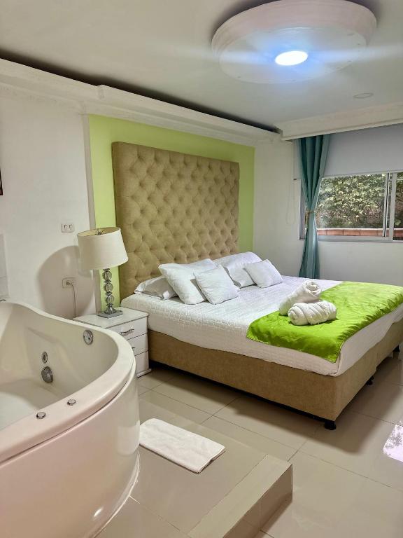 Aramat West - 1
