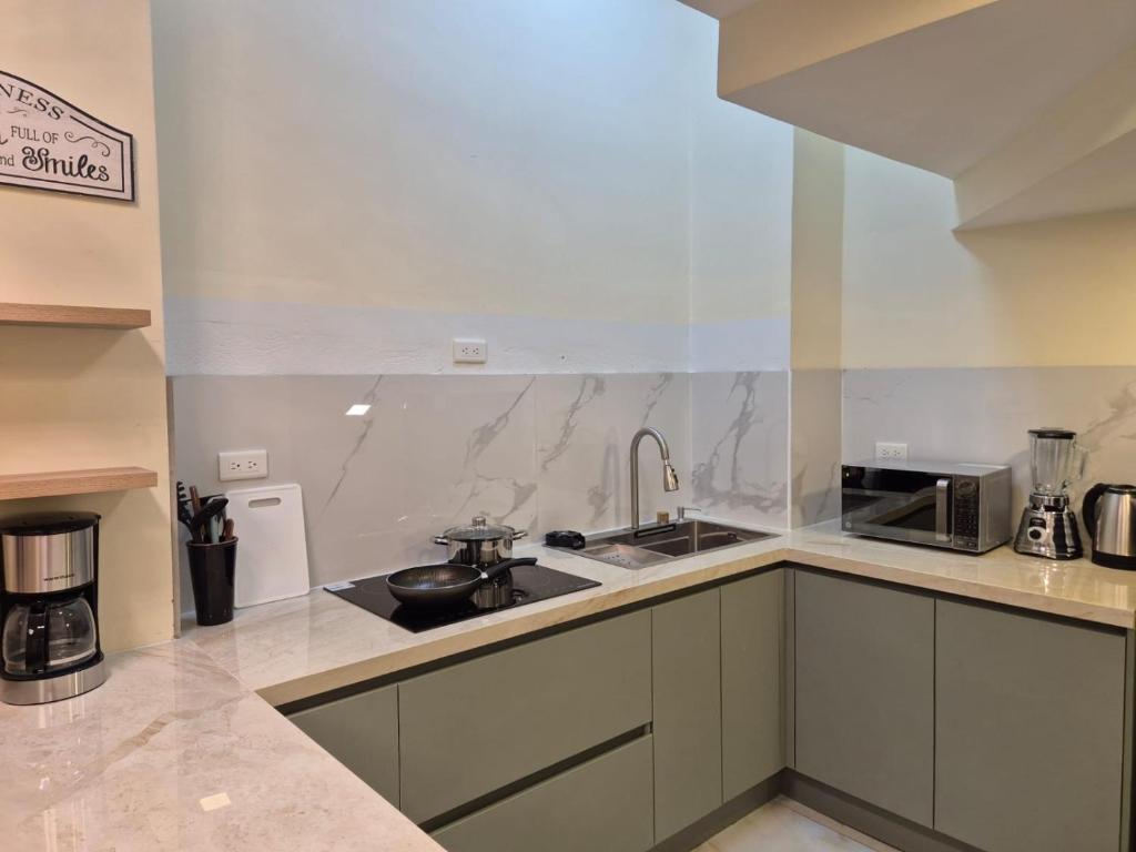 Chantel Apartment Jacuzzi en Centro - 2