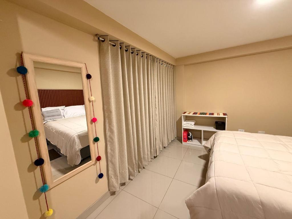 Tres Cruces Private Rooms - 4