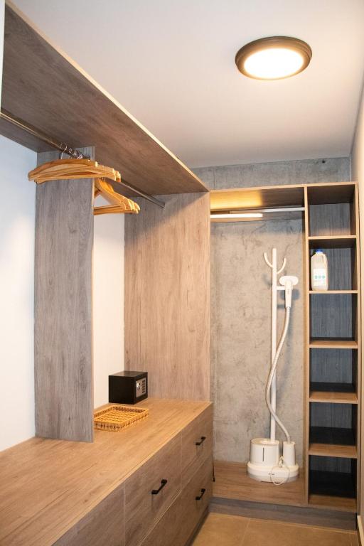 Downtown 2 bedroom apartment - 4