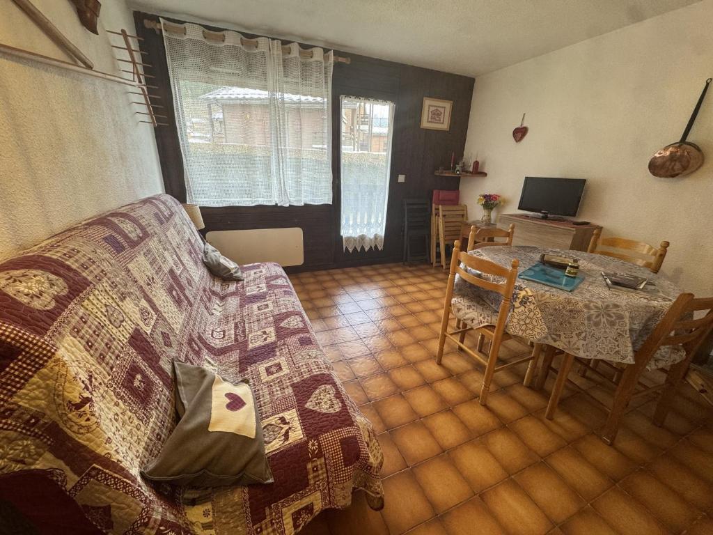 Studio Cabine 4 Pers, Animaux Admis, Arâches-la-Frasse - FR-1-836-66 - 1