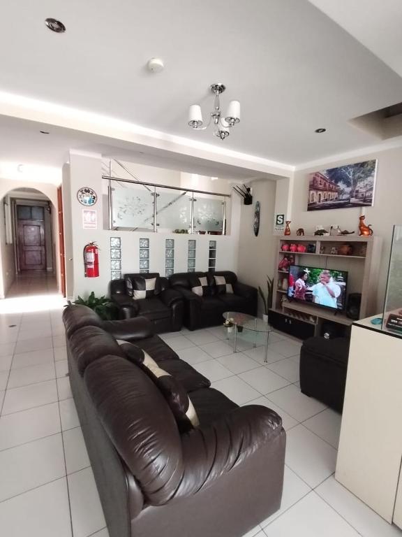 HOSTAL REAL CERRILLOS - 4