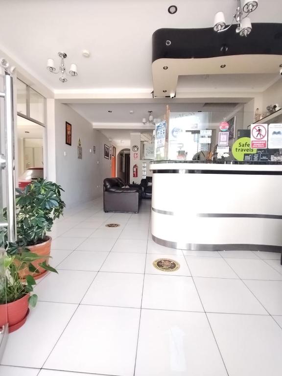 HOSTAL REAL CERRILLOS - 5