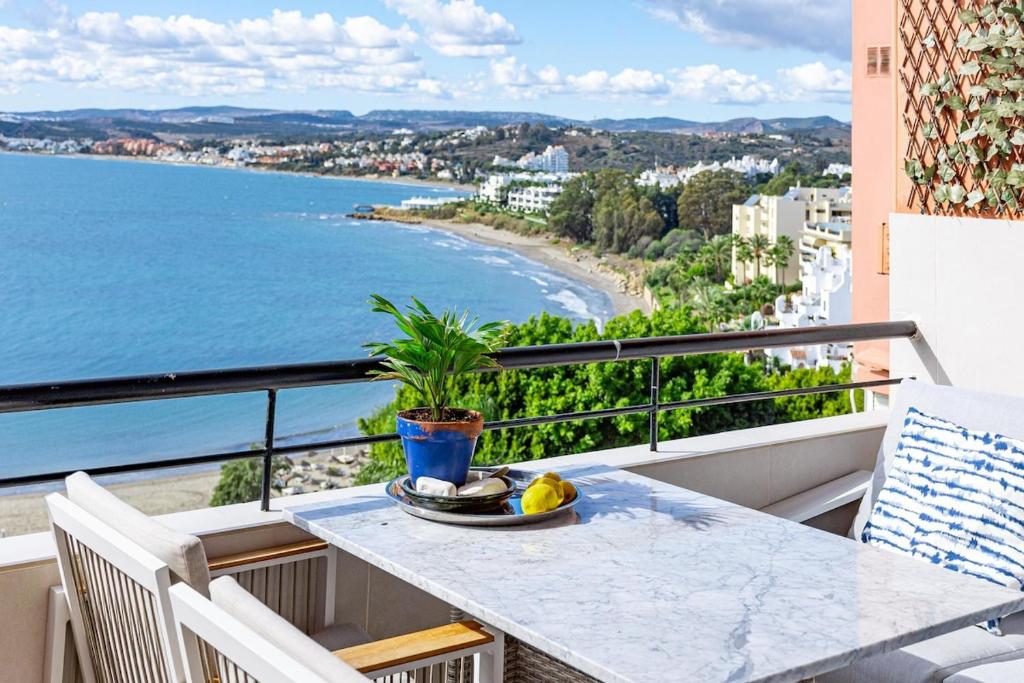 CP - Modern Beachside Apartment in Estepona - 3