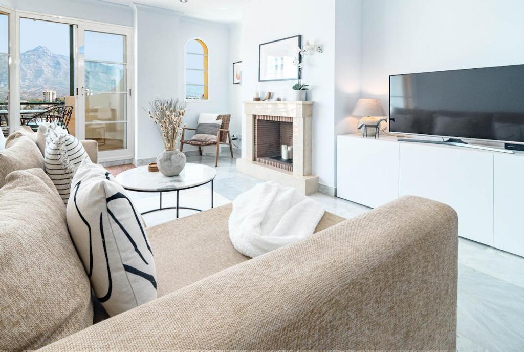 SAM2.4I- Cozy apartment walking distance to beach - 1