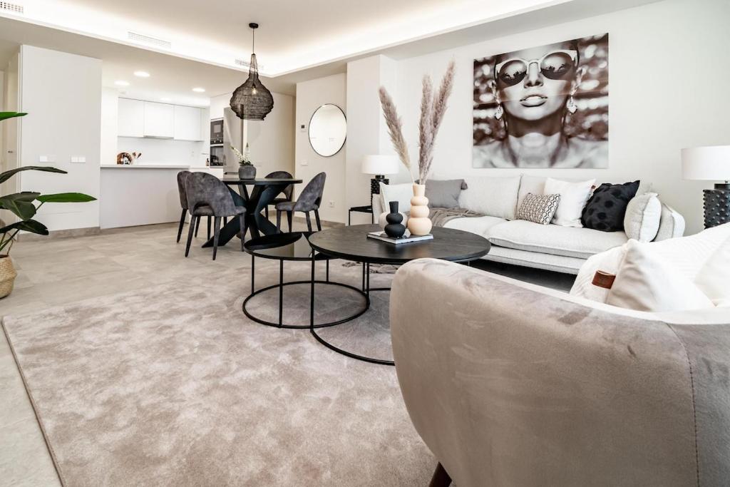 INF2.7E- Holiday home Estepona by Roomservices - 4