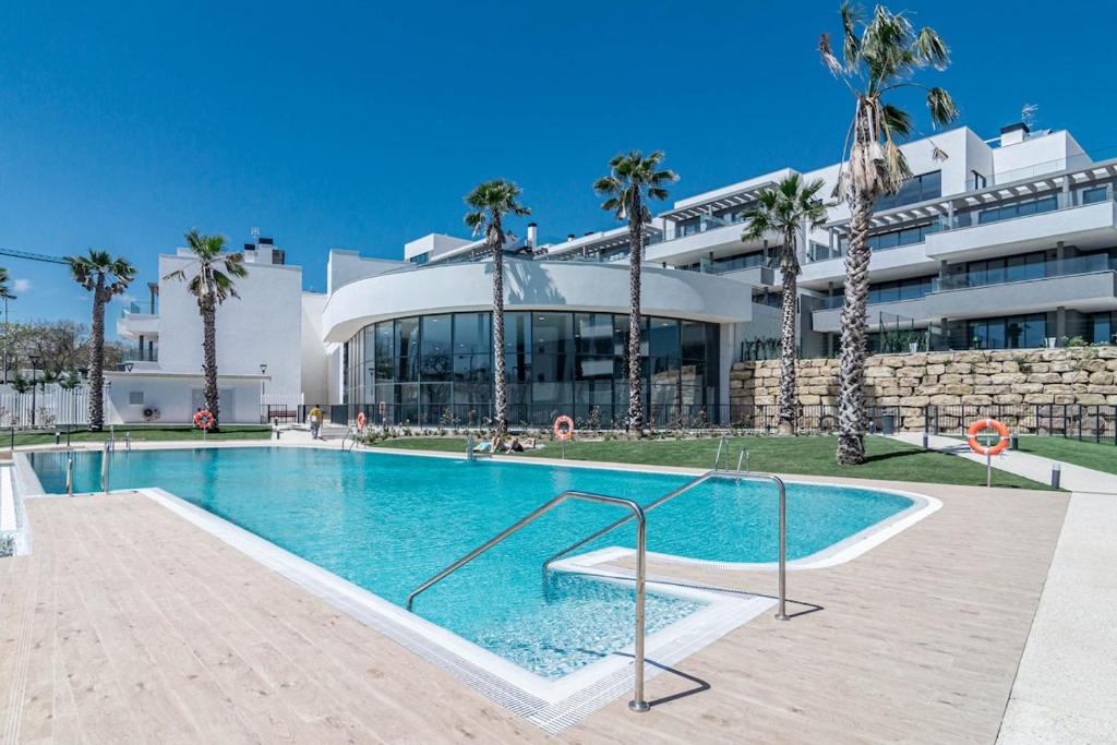 LME13.3A- Stunning flat close to beach in estepona - 4
