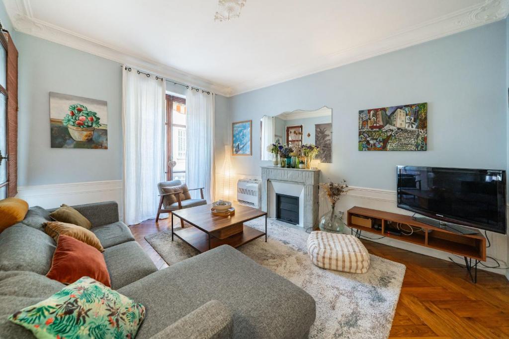 Cozystay 1225 Charme Bourgeois au Centre - 1