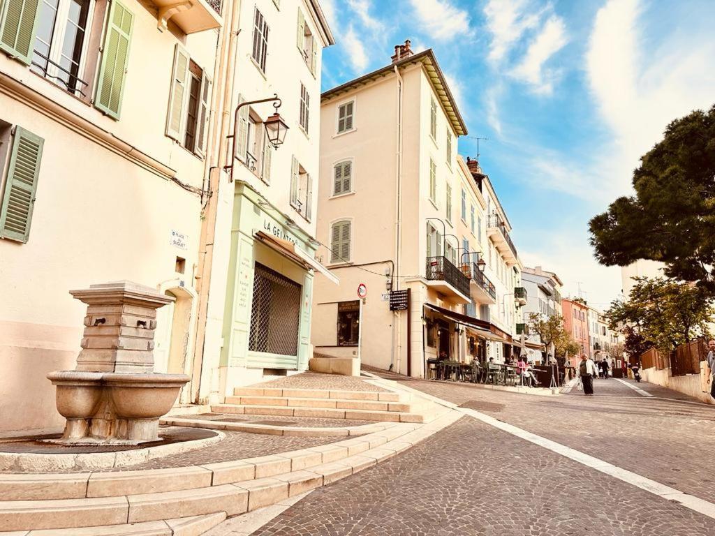 Place du Suquet - Terrasse - 3 Chambres - Parking - 4