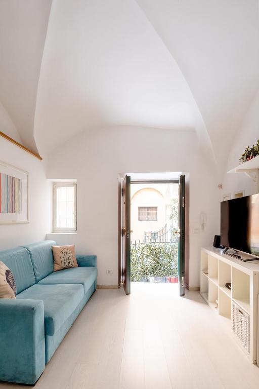 Coronari stylish apartment - 2
