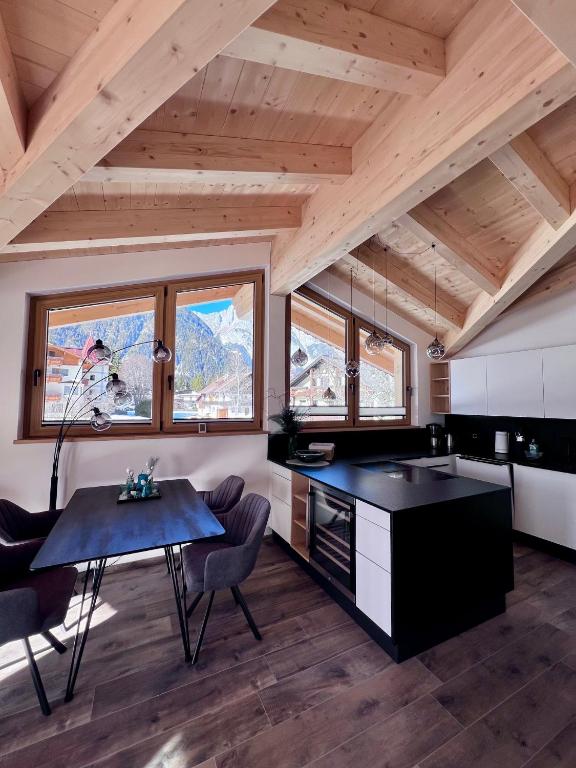Chalet Hirschegg - modernes Dorfchalet mit Panorama - 5