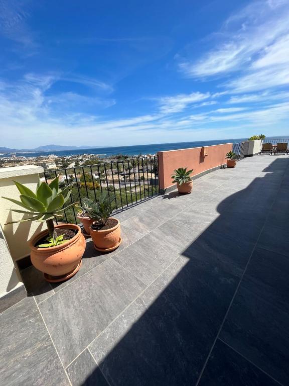 Penthouse with stunning sea view terrace - 4