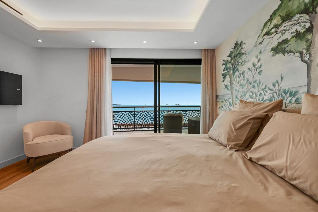 REF 1998 - Cannes - Sea view apartment for rent - 5