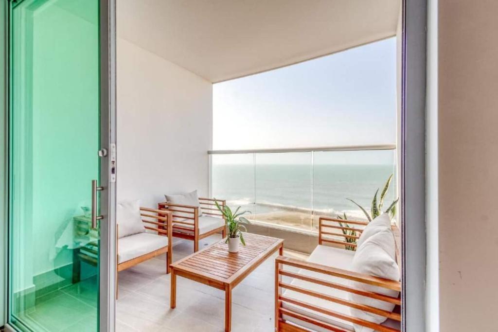 Beachfront 2BR Luxury Living Walk Everywhere - 2