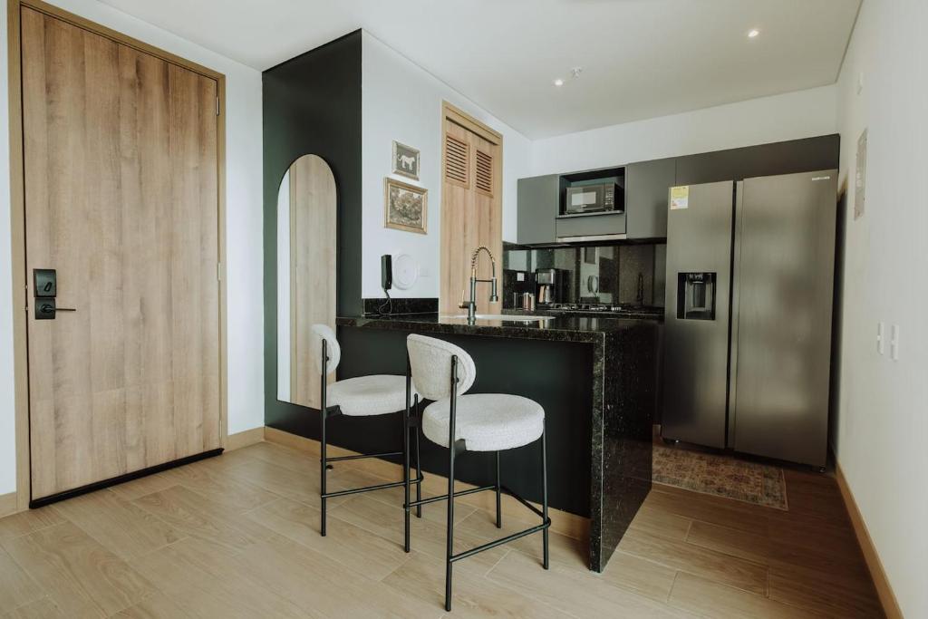 Walk to Old City Pool Ocean View 1BR - 5
