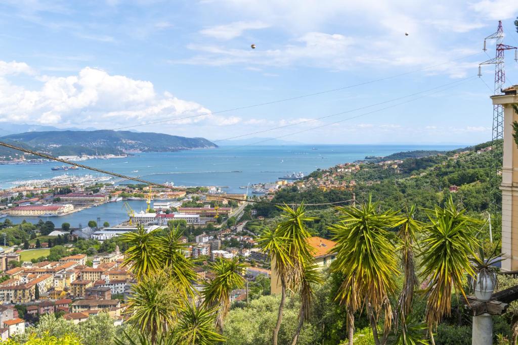 Villa le palme-Pool, garden, terrace & sea view - 3