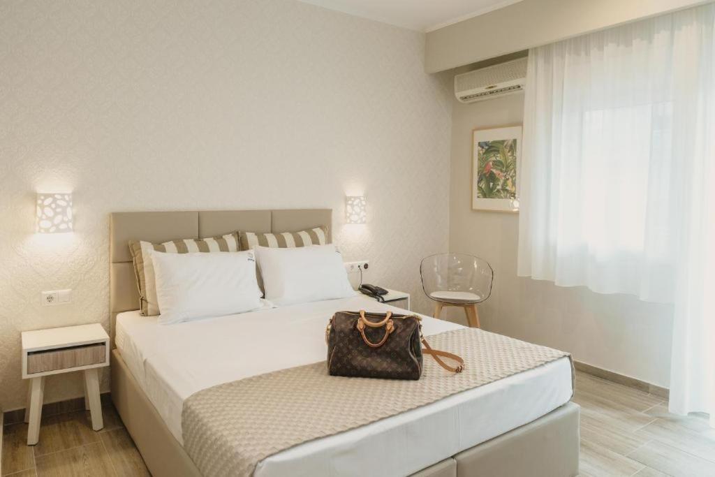 Ammos Beach Seaside Luxury Suites Hotel — Hotel rooms in Olympiaki Akti, Central Macedonia
