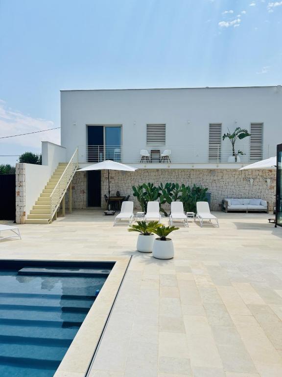 Villa Pergolata in Ostuni Pool, Jacuzzi & Ruhe - 3