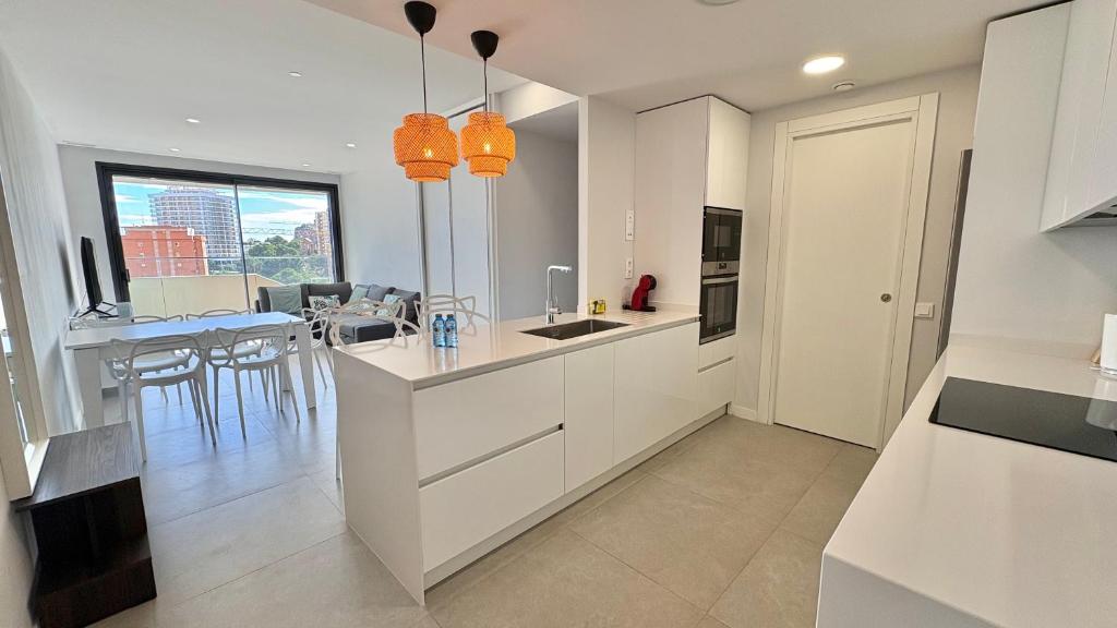 Benidorm Beach II by Terreta Rentals - 4