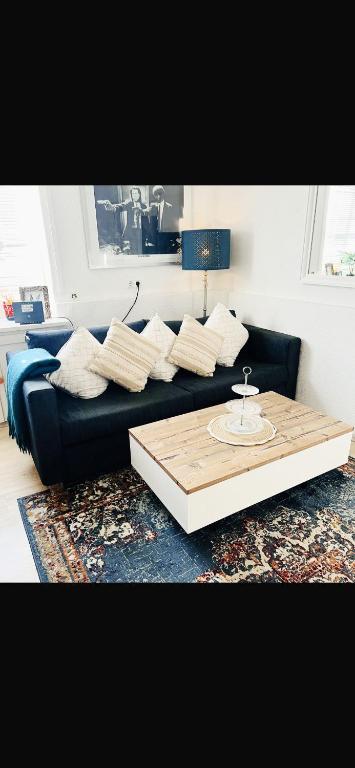 TOP 2 ROOM APPARTEMENT l CITY CENTER l 24H SELF CHECK IN l 2 SMART TV l REGENDUSCHE l FREE PARKING - 4