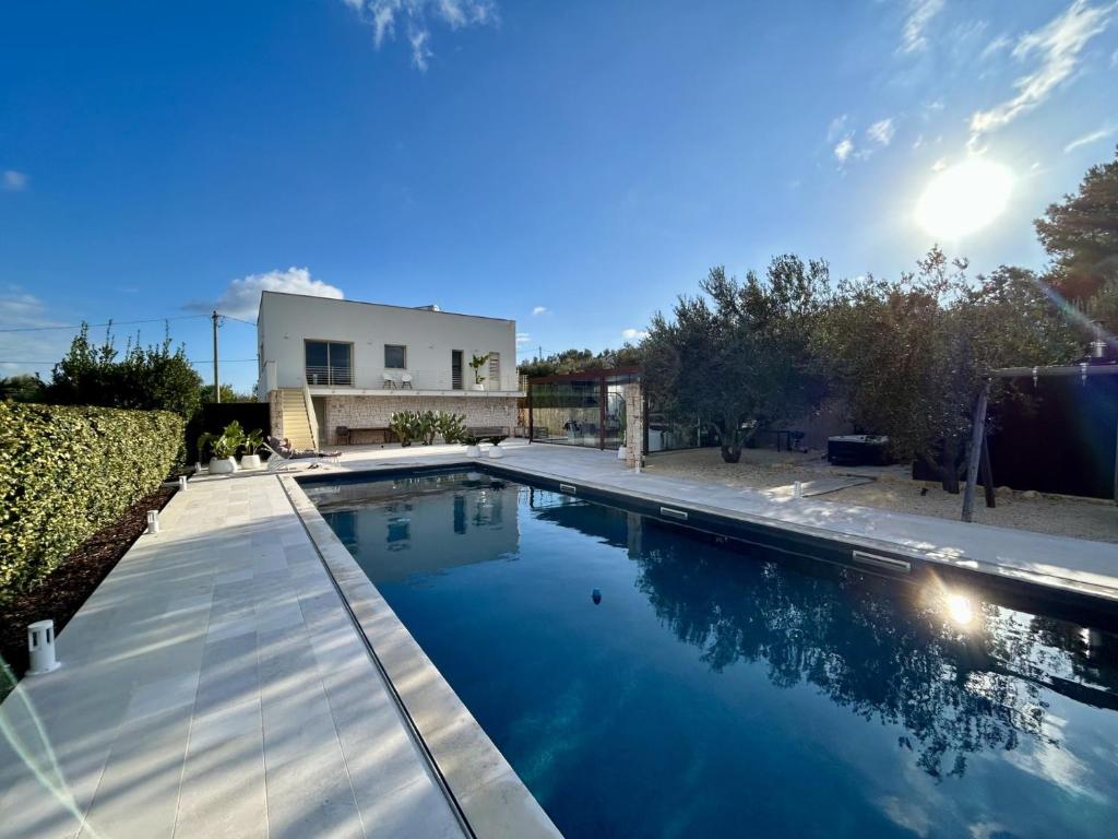 Villa Pergolata in Ostuni Pool, Jacuzzi & Ruhe - 2