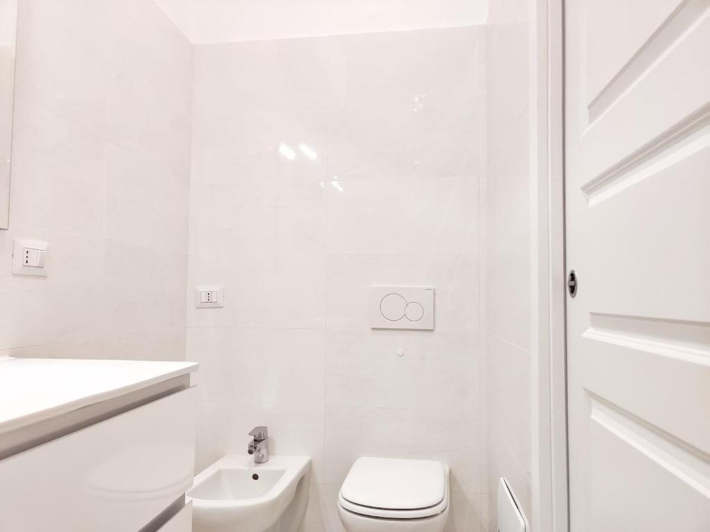 Brand new studio connected to two metro lines - 5